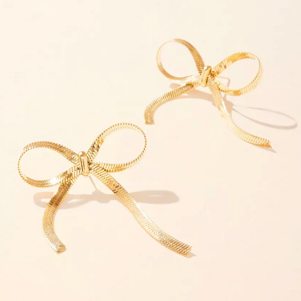 Lily Bow Stud