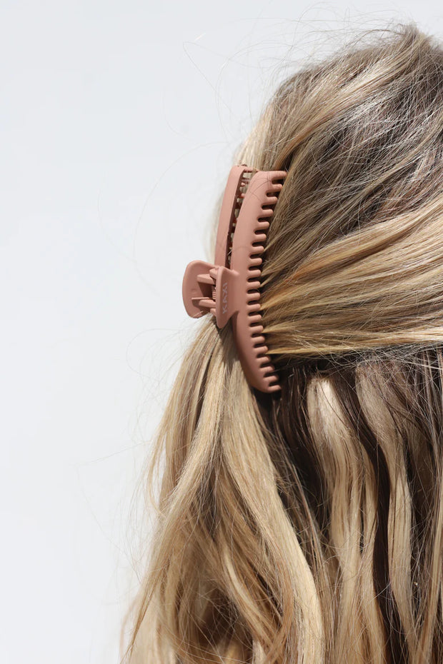 Matte Midi  Hold Everything Claw